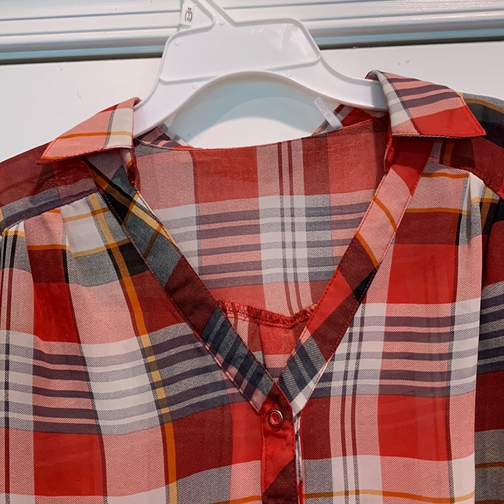 Airy Blouse - Picture 2 of 8